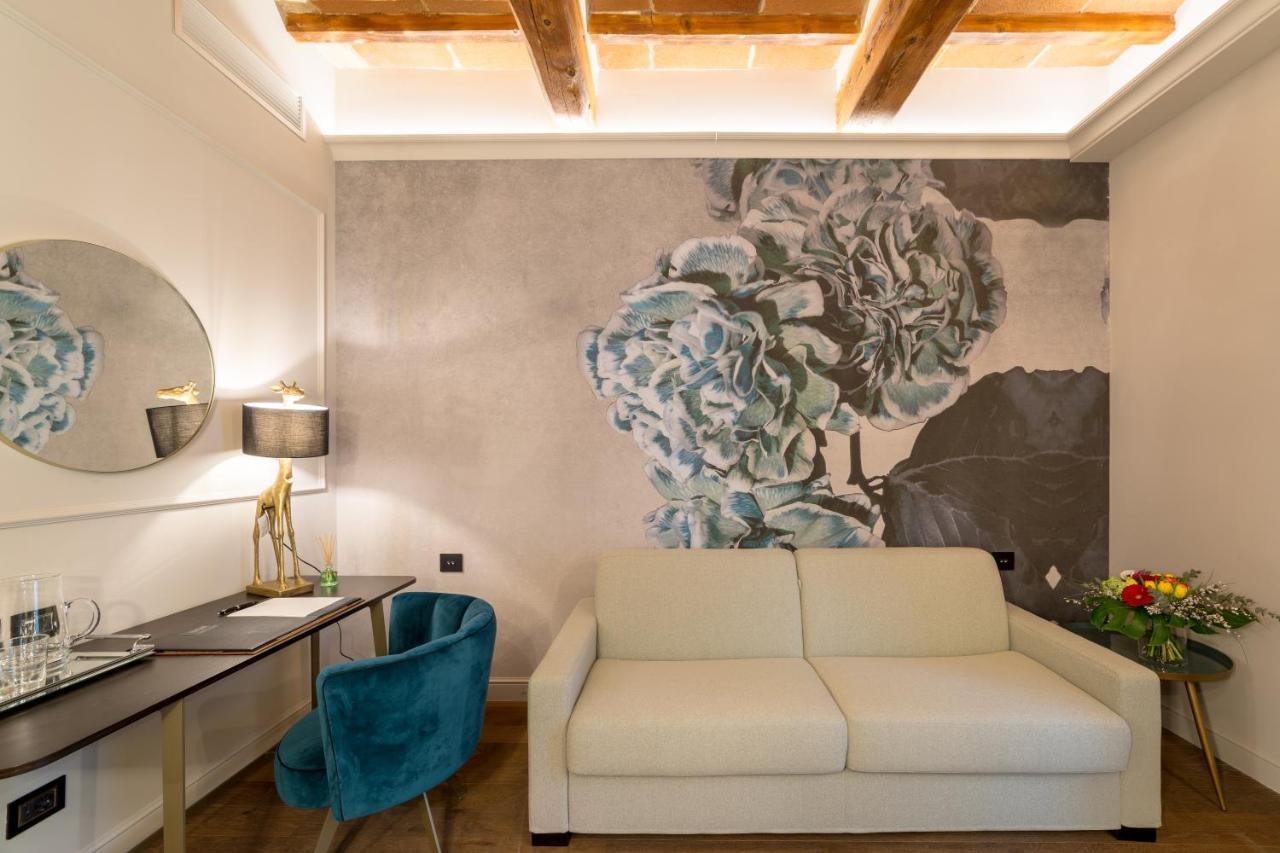 Palazzo 42 - Boutique Hotel & Suites ปิสโตยา ภายนอก รูปภาพ