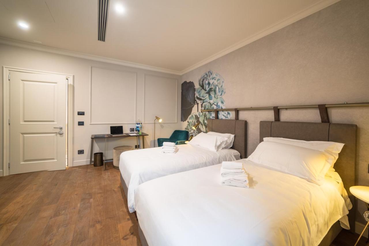 Palazzo 42 - Boutique Hotel & Suites ปิสโตยา ภายนอก รูปภาพ